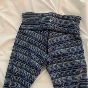 Lululemon Wunder Under Blue Space Dye striped leggings Size 4